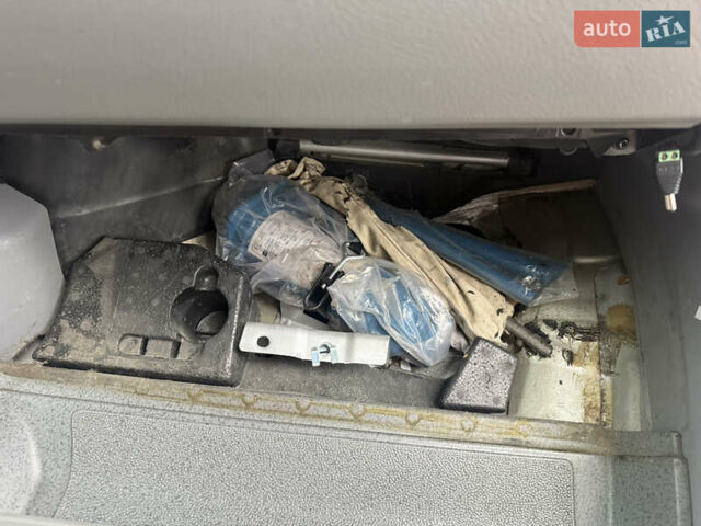 Сірий Мерседес Sprinter, об'ємом двигуна 3 л та пробігом 354 тис. км за 62500 $, фото 82 на Automoto.ua