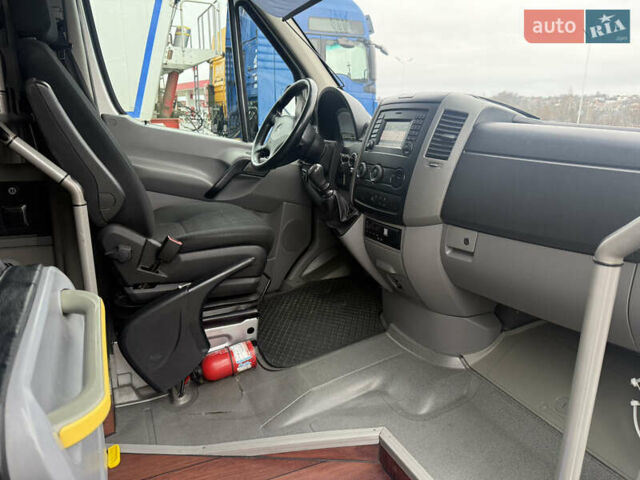 Сірий Мерседес Sprinter, об'ємом двигуна 3 л та пробігом 354 тис. км за 62500 $, фото 81 на Automoto.ua