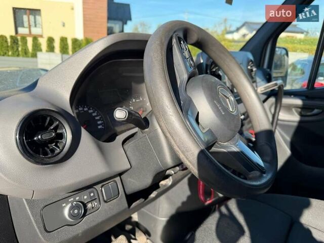 Мерседес Sprinter 2019 в Ровно на Automoto.ua Серый Мерседес Sprinter, объемом двигателя 3 л и пробегом 486 тыс. км за 89000 $, фото 5 на Automoto.ua