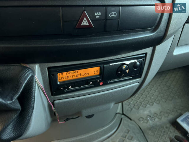 Серый Мерседес Sprinter, объемом двигателя 2.99 л и пробегом 630 тыс. км за 17999 $, фото 13 на Automoto.ua
