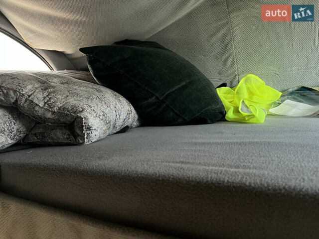 Серый Мерседес Sprinter, объемом двигателя 2.99 л и пробегом 630 тыс. км за 17999 $, фото 9 на Automoto.ua