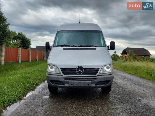 Сірий Мерседес Sprinter, об'ємом двигуна 2.69 л та пробігом 500 тис. км за 11000 $, фото 2 на Automoto.ua