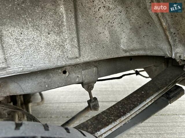 Серый Мерседес Sprinter, объемом двигателя 2.15 л и пробегом 700 тыс. км за 7700 $, фото 18 на Automoto.ua