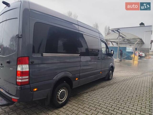 Серый Мерседес Sprinter, объемом двигателя 3 л и пробегом 780 тыс. км за 18000 $, фото 13 на Automoto.ua