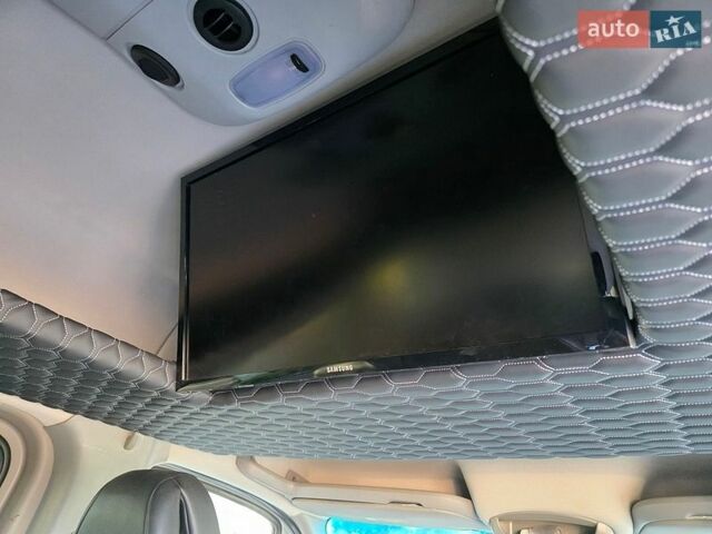 Серый Мерседес Sprinter, объемом двигателя 3 л и пробегом 550 тыс. км за 24500 $, фото 35 на Automoto.ua