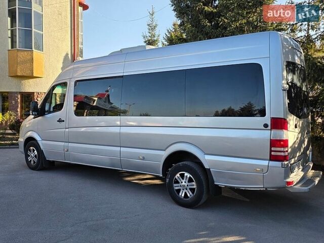 Серый Мерседес Sprinter, объемом двигателя 3 л и пробегом 550 тыс. км за 24500 $, фото 6 на Automoto.ua