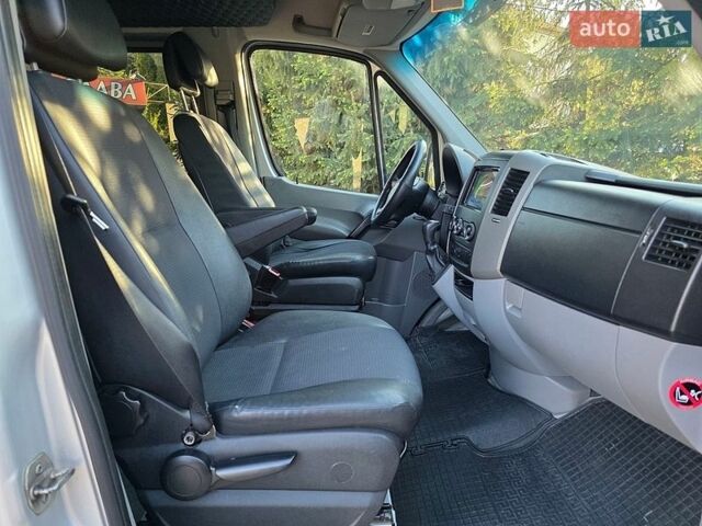 Серый Мерседес Sprinter, объемом двигателя 3 л и пробегом 550 тыс. км за 24500 $, фото 27 на Automoto.ua