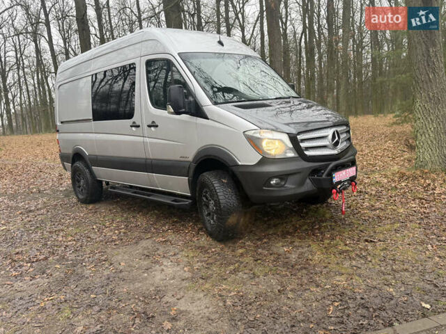 Сірий Мерседес Sprinter, об'ємом двигуна 3 л та пробігом 166 тис. км за 43000 $, фото 1 на Automoto.ua