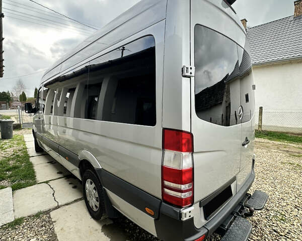 Сірий Мерседес Sprinter, об'ємом двигуна 2.14 л та пробігом 511 тис. км за 28300 $, фото 5 на Automoto.ua