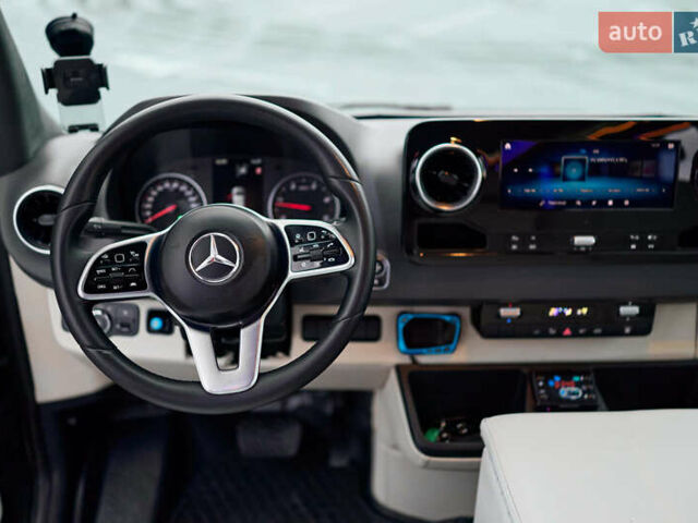 Серый Мерседес Sprinter, объемом двигателя 2.14 л и пробегом 604 тыс. км за 32500 $, фото 14 на Automoto.ua