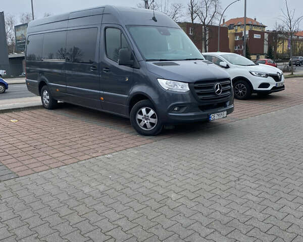 Серый Мерседес Sprinter, объемом двигателя 2.2 л и пробегом 850 тыс. км за 34875 $, фото 4 на Automoto.ua