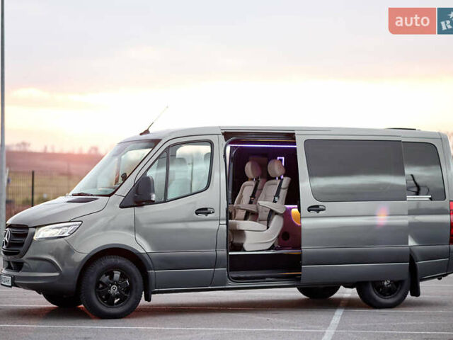Серый Мерседес Sprinter, объемом двигателя 2.14 л и пробегом 604 тыс. км за 32500 $, фото 1 на Automoto.ua