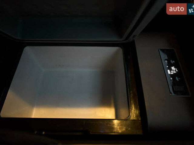 Серый Мерседес Sprinter, объемом двигателя 2.14 л и пробегом 604 тыс. км за 32500 $, фото 60 на Automoto.ua