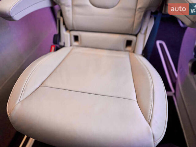 Серый Мерседес Sprinter, объемом двигателя 2.14 л и пробегом 604 тыс. км за 32500 $, фото 48 на Automoto.ua