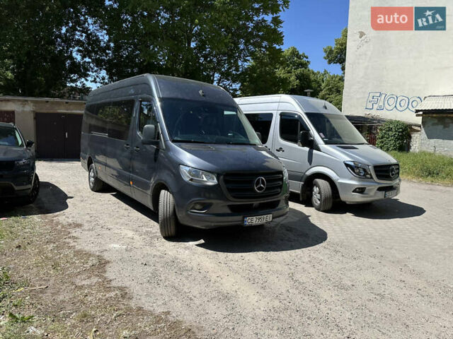Серый Мерседес Sprinter, объемом двигателя 2.2 л и пробегом 850 тыс. км за 34875 $, фото 3 на Automoto.ua