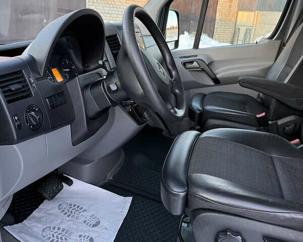 Сірий Мерседес Sprinter, об'ємом двигуна 2.2 л та пробігом 314 тис. км за 24250 $, фото 22 на Automoto.ua