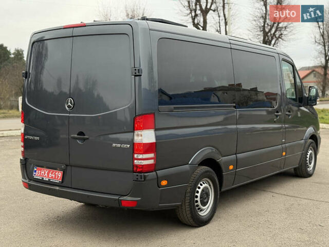Серый Мерседес Sprinter, объемом двигателя 2.2 л и пробегом 314 тыс. км за 24500 $, фото 9 на Automoto.ua