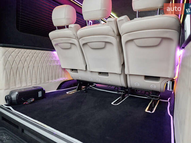 Серый Мерседес Sprinter, объемом двигателя 2.14 л и пробегом 604 тыс. км за 32500 $, фото 29 на Automoto.ua