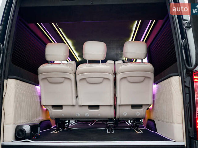 Серый Мерседес Sprinter, объемом двигателя 2.14 л и пробегом 604 тыс. км за 32500 $, фото 18 на Automoto.ua