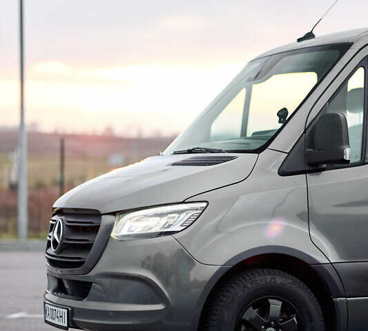 Серый Мерседес Sprinter, объемом двигателя 2.14 л и пробегом 604 тыс. км за 32500 $, фото 5 на Automoto.ua