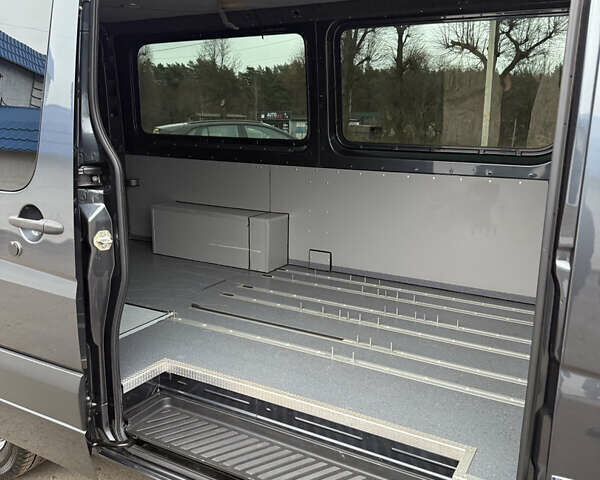 Серый Мерседес Sprinter, объемом двигателя 2.2 л и пробегом 314 тыс. км за 24500 $, фото 24 на Automoto.ua