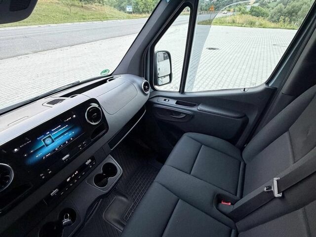 Серый Мерседес Sprinter, объемом двигателя 2.2 л и пробегом 360 тыс. км за 38500 $, фото 24 на Automoto.ua