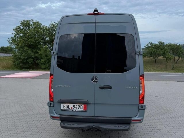 Серый Мерседес Sprinter, объемом двигателя 2.2 л и пробегом 360 тыс. км за 38500 $, фото 11 на Automoto.ua