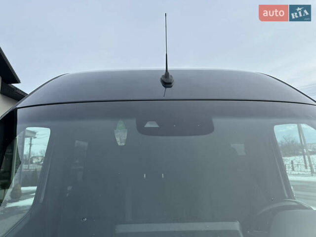 Серый Мерседес Sprinter, объемом двигателя 2.99 л и пробегом 316 тыс. км за 62400 $, фото 44 на Automoto.ua