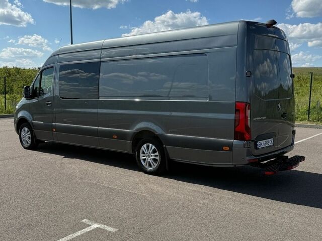 Серый Мерседес Sprinter, объемом двигателя 3 л и пробегом 2 тыс. км за 98815 $, фото 40 на Automoto.ua