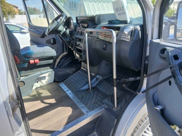 Сірий Мерседес Sprinter, об'ємом двигуна 2.6 л та пробігом 972 тис. км за 9200 $, фото 6 на Automoto.ua