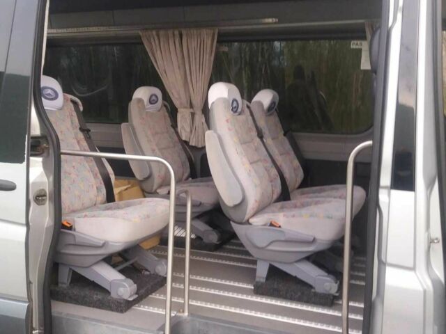Серый Мерседес Sprinter, объемом двигателя 2.1 л и пробегом 426 тыс. км за 12000 $, фото 7 на Automoto.ua