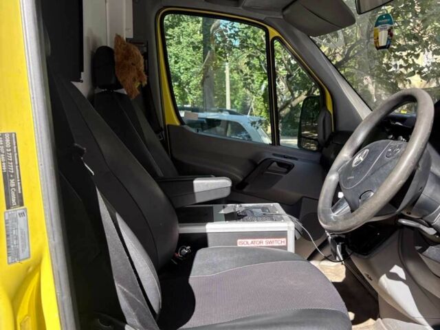 Серый Мерседес Sprinter, объемом двигателя 3 л и пробегом 300 тыс. км за 9000 $, фото 9 на Automoto.ua