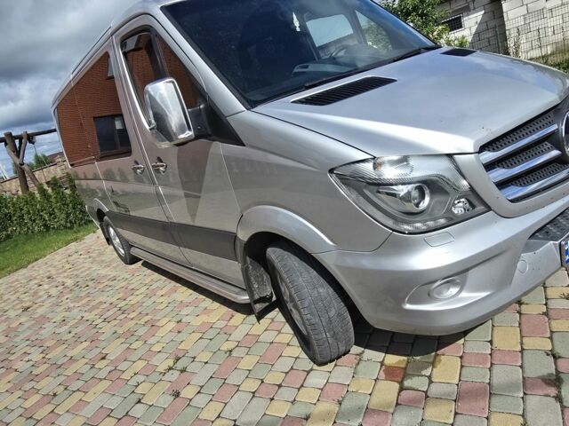 Серый Мерседес Sprinter, объемом двигателя 3 л и пробегом 270 тыс. км за 24900 $, фото 1 на Automoto.ua