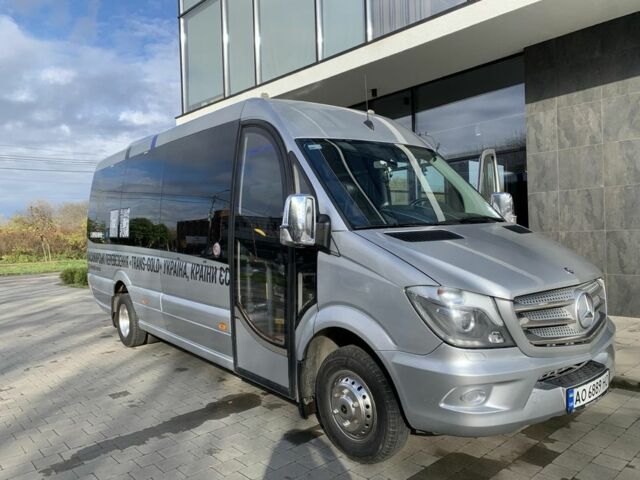 Серый Мерседес Sprinter, объемом двигателя 3 л и пробегом 418 тыс. км за 42000 $, фото 9 на Automoto.ua