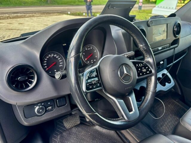 Серый Мерседес Sprinter, объемом двигателя 3 л и пробегом 403 тыс. км за 54800 $, фото 10 на Automoto.ua