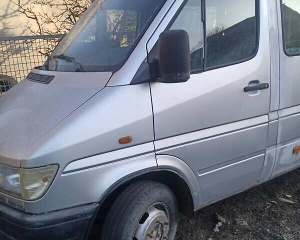 Сірий Мерседес Sprinter, об'ємом двигуна 2.87 л та пробігом 100 тис. км за 5500 $, фото 2 на Automoto.ua