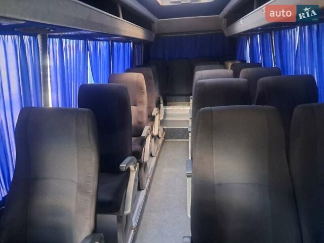 Сірий Мерседес Sprinter, об'ємом двигуна 2.9 л та пробігом 500 тис. км за 18000 $, фото 3 на Automoto.ua