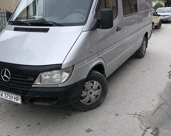 Сірий Мерседес Sprinter, об'ємом двигуна 2.15 л та пробігом 600 тис. км за 10777 $, фото 8 на Automoto.ua