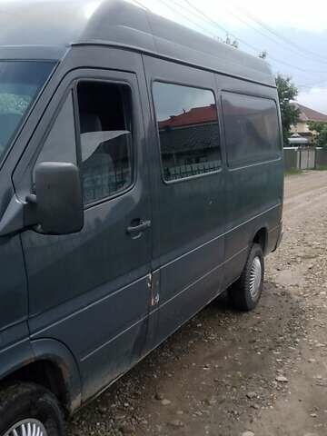 Сірий Мерседес Sprinter, об'ємом двигуна 2.15 л та пробігом 455 тис. км за 6000 $, фото 1 на Automoto.ua