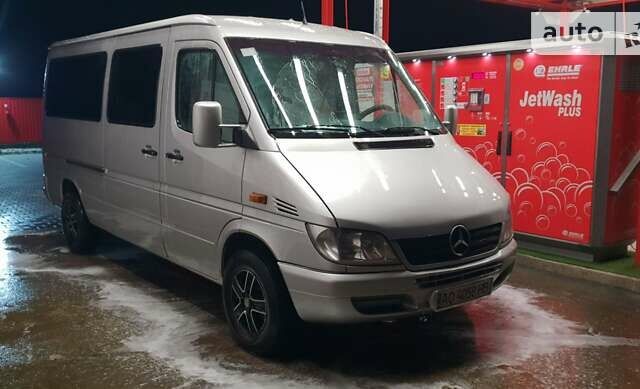 Серый Мерседес Sprinter, объемом двигателя 0 л и пробегом 600 тыс. км за 10500 $, фото 4 на Automoto.ua