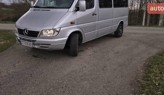 Серый Мерседес Sprinter, объемом двигателя 2.7 л и пробегом 600 тыс. км за 6800 $, фото 5 на Automoto.ua