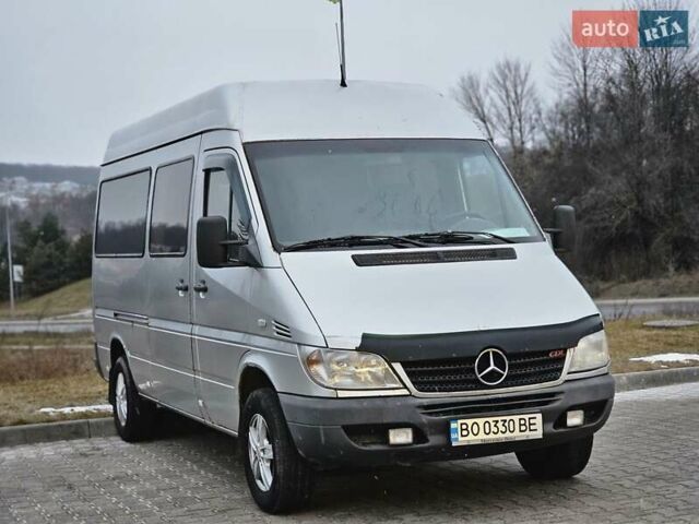 Серый Мерседес Sprinter, объемом двигателя 2.2 л и пробегом 556 тыс. км за 6999 $, фото 3 на Automoto.ua