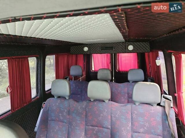 Серый Мерседес Sprinter, объемом двигателя 2.7 л и пробегом 600 тыс. км за 6800 $, фото 9 на Automoto.ua