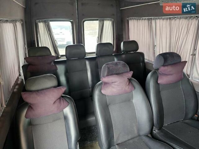 Серый Мерседес Sprinter, объемом двигателя 2.2 л и пробегом 556 тыс. км за 6999 $, фото 15 на Automoto.ua