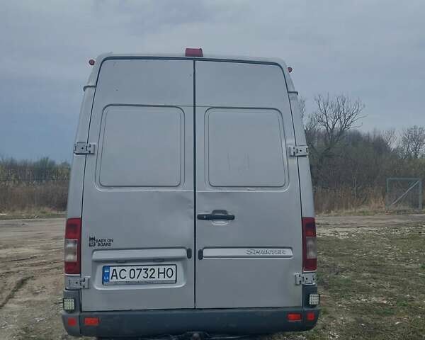 Серый Мерседес Sprinter, объемом двигателя 2.7 л и пробегом 470 тыс. км за 8800 $, фото 5 на Automoto.ua