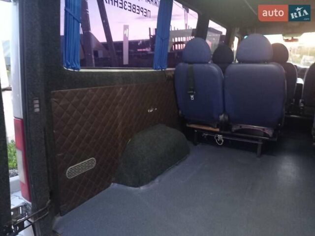 Серый Мерседес Sprinter, объемом двигателя 0 л и пробегом 246 тыс. км за 8000 $, фото 11 на Automoto.ua