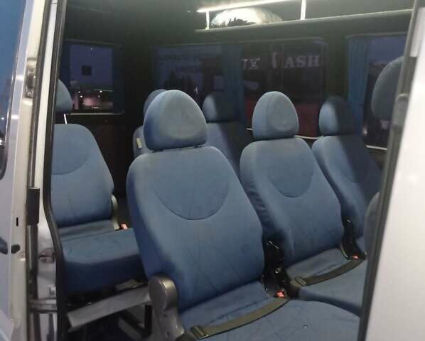 Серый Мерседес Sprinter, объемом двигателя 0 л и пробегом 246 тыс. км за 8000 $, фото 4 на Automoto.ua