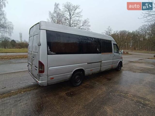 Серый Мерседес Sprinter, объемом двигателя 2.15 л и пробегом 60 тыс. км за 3300 $, фото 5 на Automoto.ua