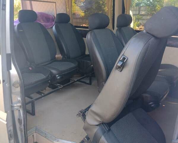 Серый Мерседес Sprinter, объемом двигателя 2.15 л и пробегом 64 тыс. км за 8000 $, фото 10 на Automoto.ua