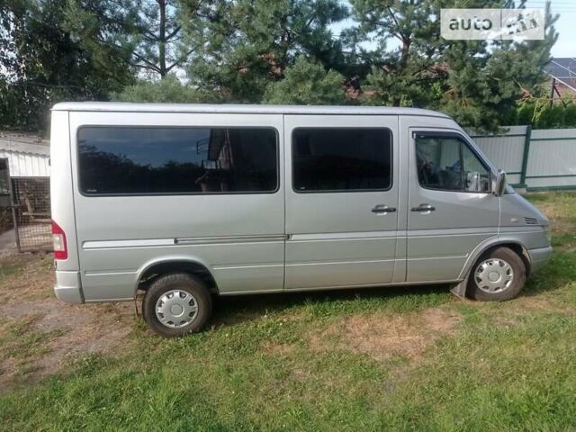 Серый Мерседес Sprinter, объемом двигателя 2.2 л и пробегом 450 тыс. км за 8000 $, фото 1 на Automoto.ua